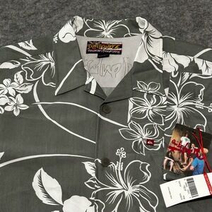 NEW Deadstock Vtg 90s Quiksilver Hawaiian Boardriding Shirt Mens L Green‎ Floral